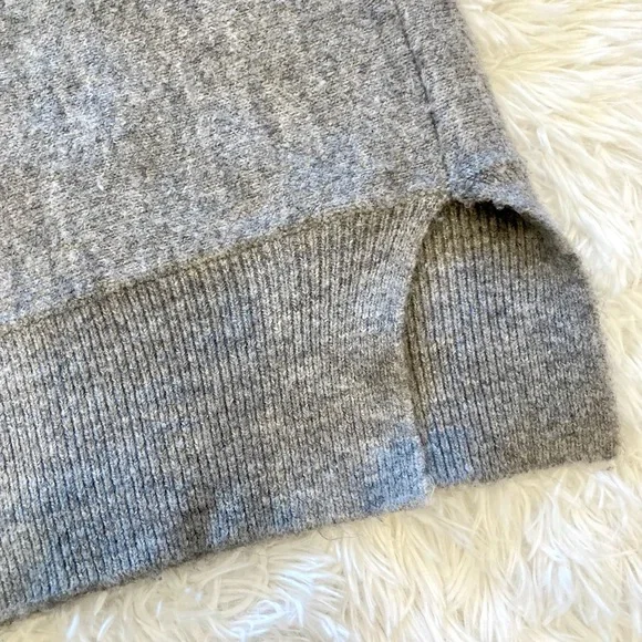 Magaschoni Gray Sweater - Picture 2 of 7